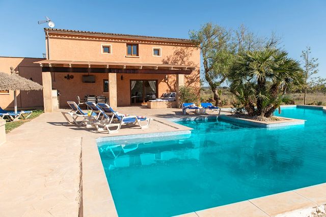 Entire home in Campos, Spain